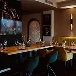 Weingut Und Gaestehaus Apel イン