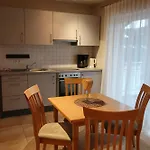 Weingut Und Gaestehaus Apel イン ニッテル