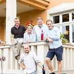 Weingut Und Gaestehaus Apel イン ニッテル