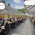 Weingut Und Gaestehaus Apel Nittel