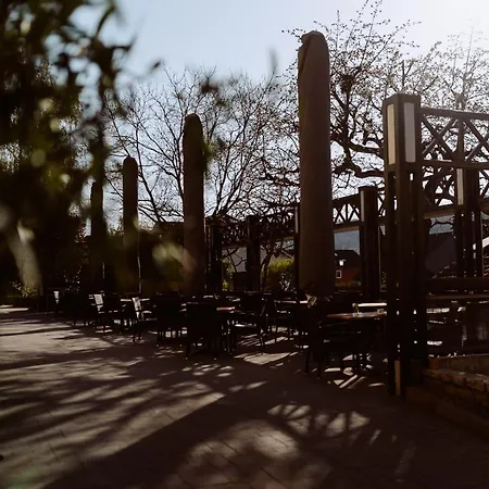 Han/Misafirhane Weingut Und Gaestehaus Apel Nittel