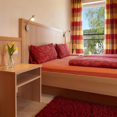 Weingut Und Gaestehaus Apel Inn