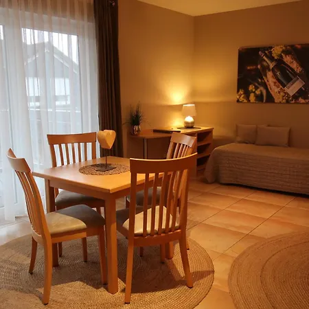 Weingut Und Gaestehaus Apel