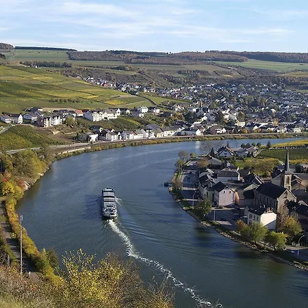 Han/Misafirhane Weingut Und Gaestehaus Apel *