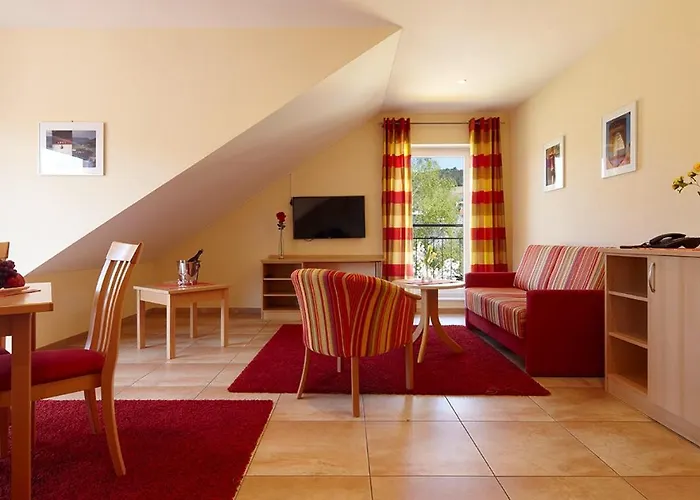 Weingut Und Gaestehaus Apel * Nittel