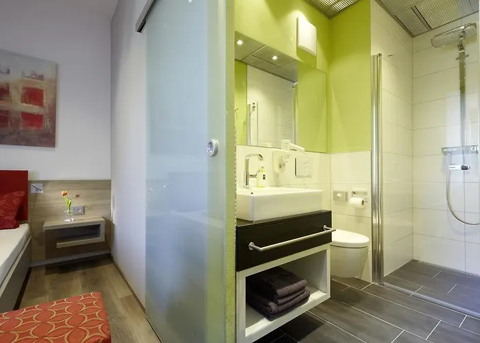 Weingut Und Gaestehaus Apel Mini-hôtel Nittel