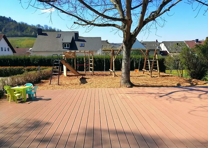 Värdshus Weingut Und Gaestehaus Apel